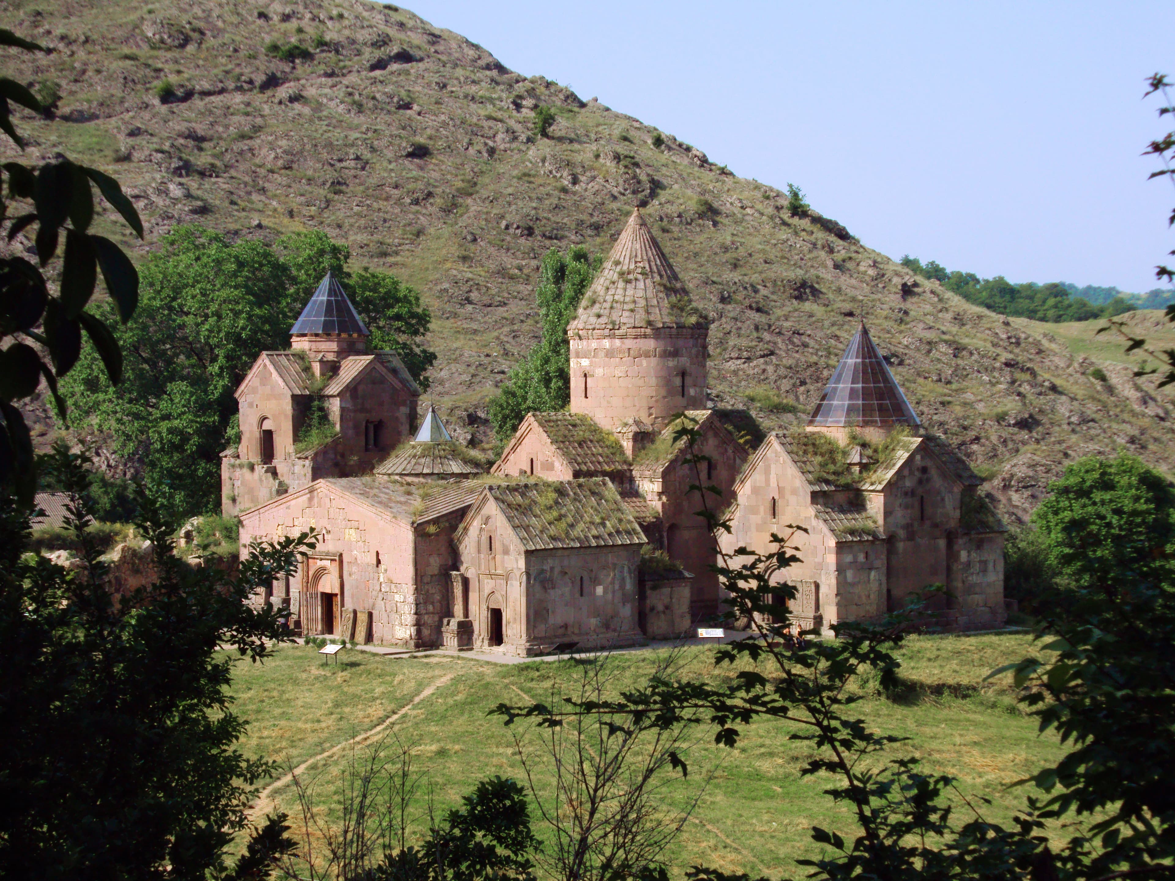 Գոշավանք, Սևանա լիճ և Սևանավանք